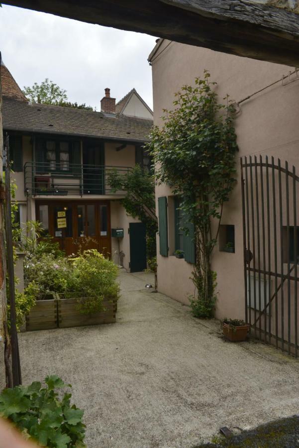 Saint Sauveur Hérisson Exterior foto